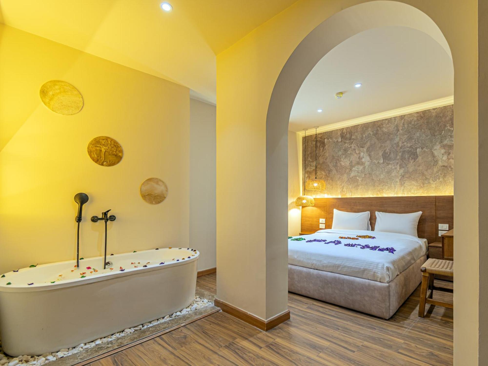 Le Pacha Boutique Hotel 4*